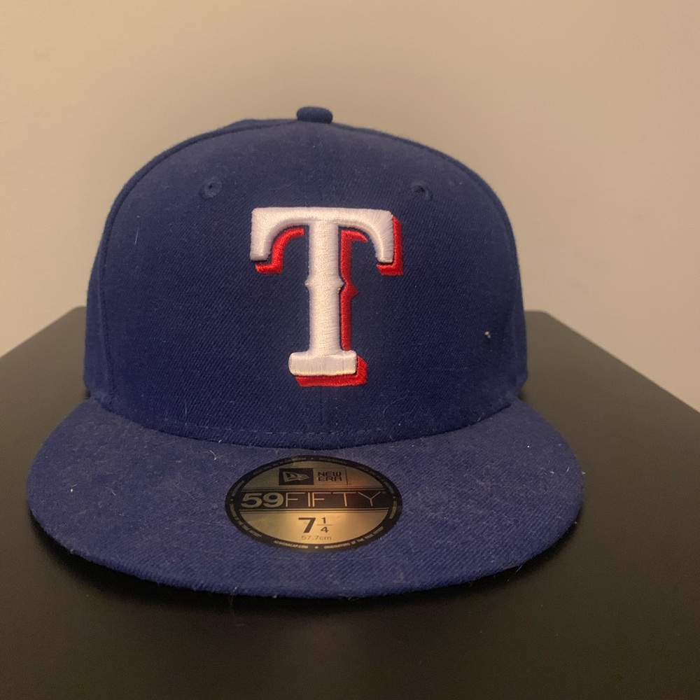 Texas Rangers Fitted Hat. 7 1/4 New Era 59 Fifty